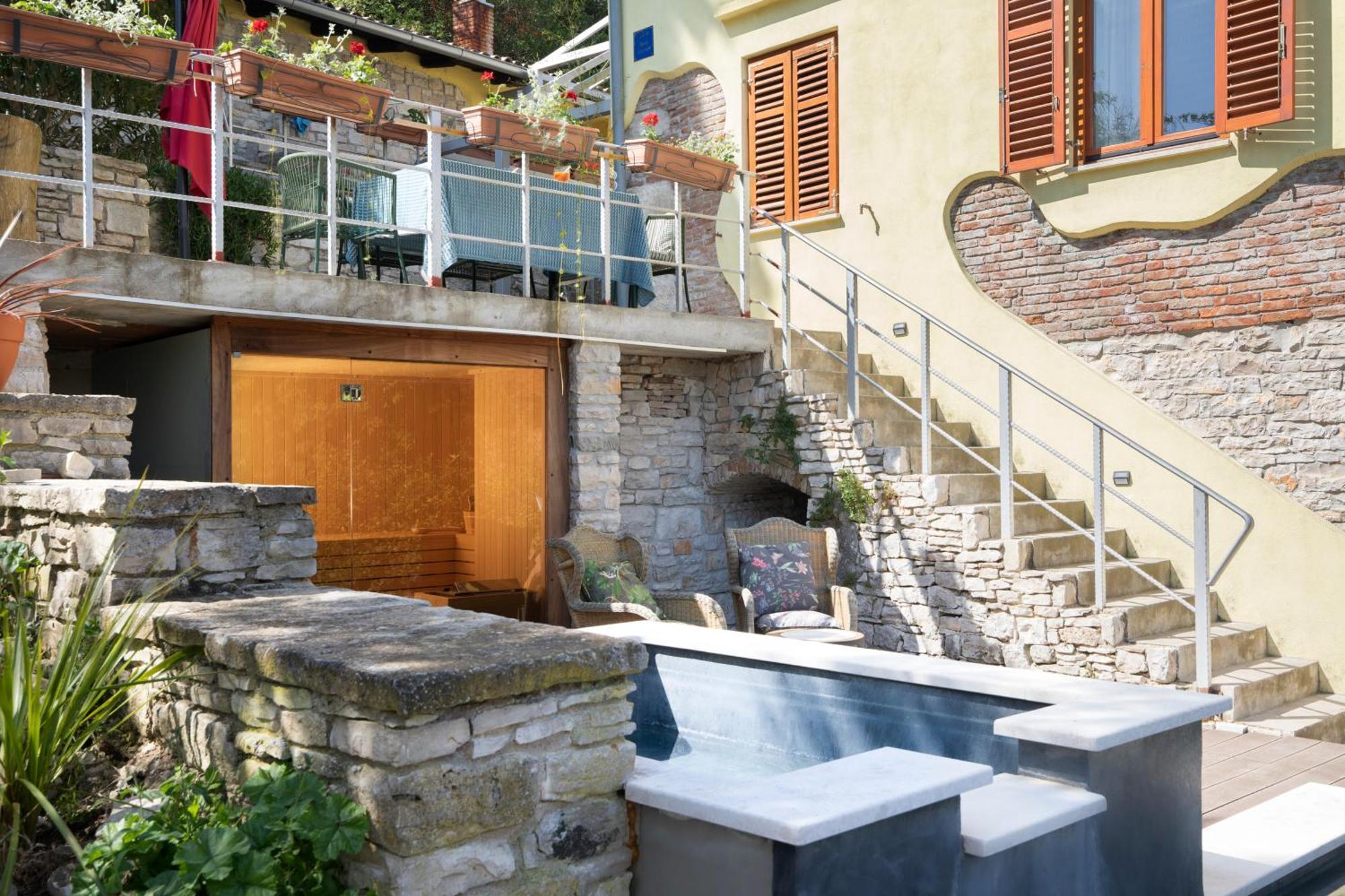 Casa Castel - Old Town House Ferienhaus